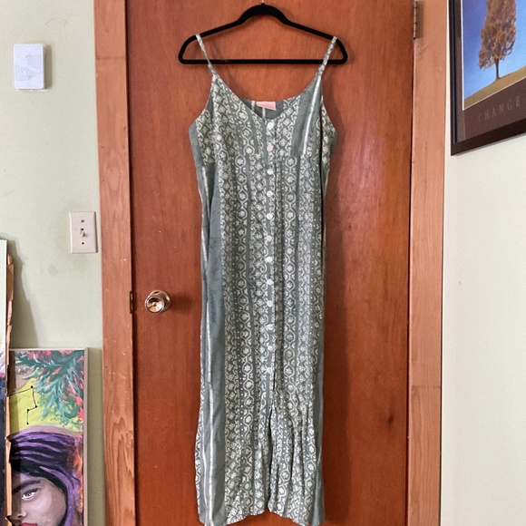 summer dress - Picture 1 of 4